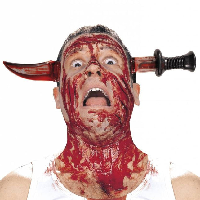 Halloweenaccessoires mes door hoofd met bloed